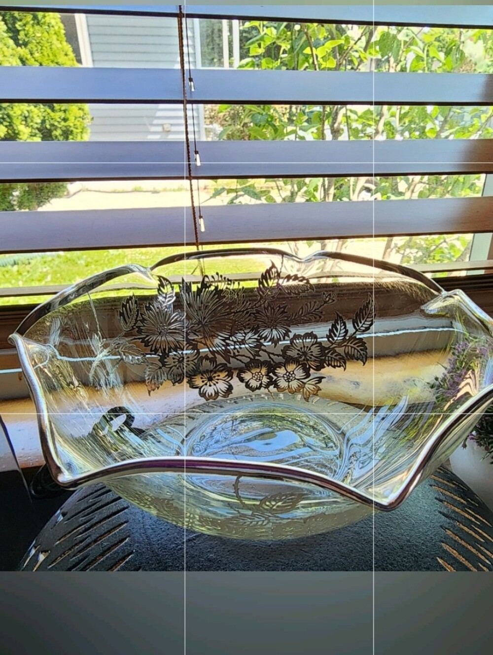 Vintage SILVER CITY Flanders Design Round Crimped Bowl 6"